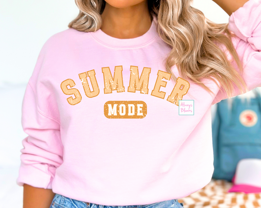 Summer Mode DTF TRANSFER or UV DTF STICKER distressed
Success